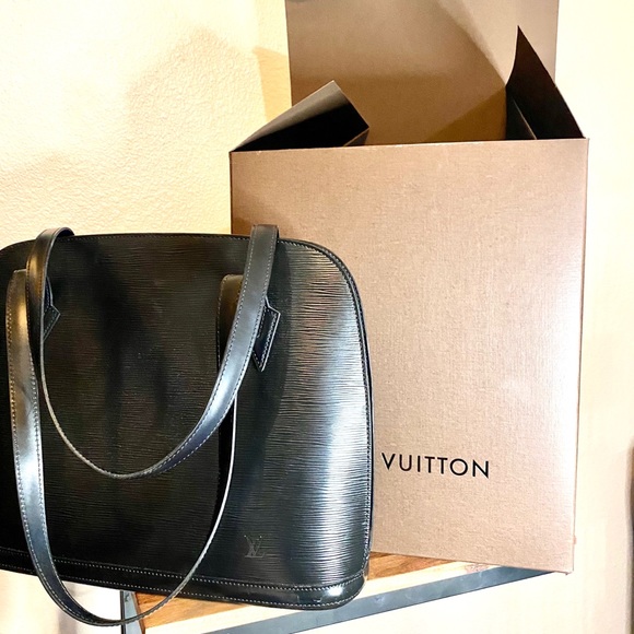 Louis Vuitton Handbags - Louis Vuitton Lusaac Noir Zip Tote EPI Leather